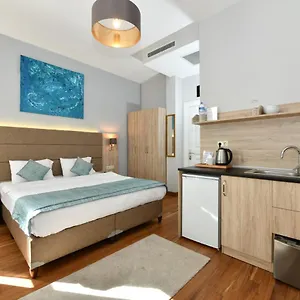 2* Otel Andi